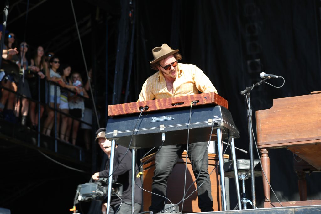 Nathaniel Rateliff And The Night Sweats